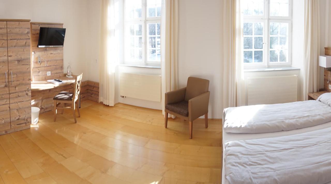 Mariastein Klosterhotel Kreuz מראה חיצוני תמונה