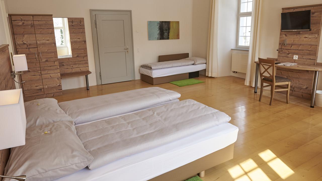 Mariastein Klosterhotel Kreuz מראה חיצוני תמונה